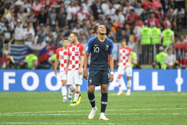 员之间私下 员之间私下